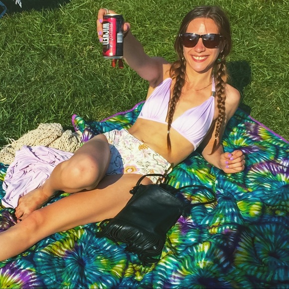 Meet your Posher, Julia - Picture 5 of 5